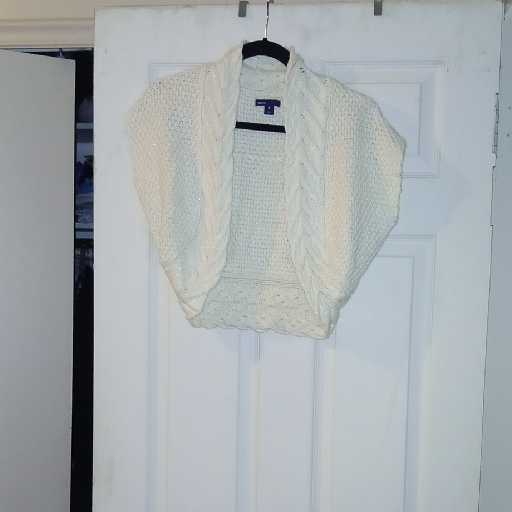 White vest FOR GIRLS.